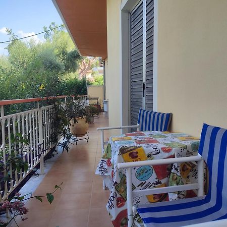 Mema'S Tranquil Studio In Patra - Free Parking Экстерьер фото